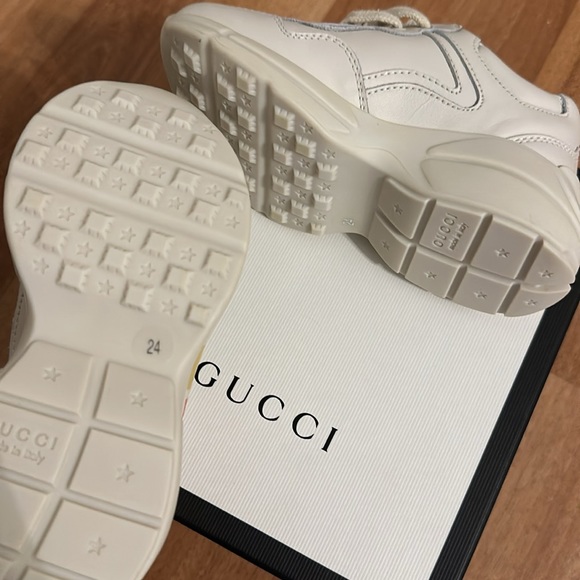 Gucci Kids Logo Sneakers Brand new in box size 24 - Picture 8 of 8